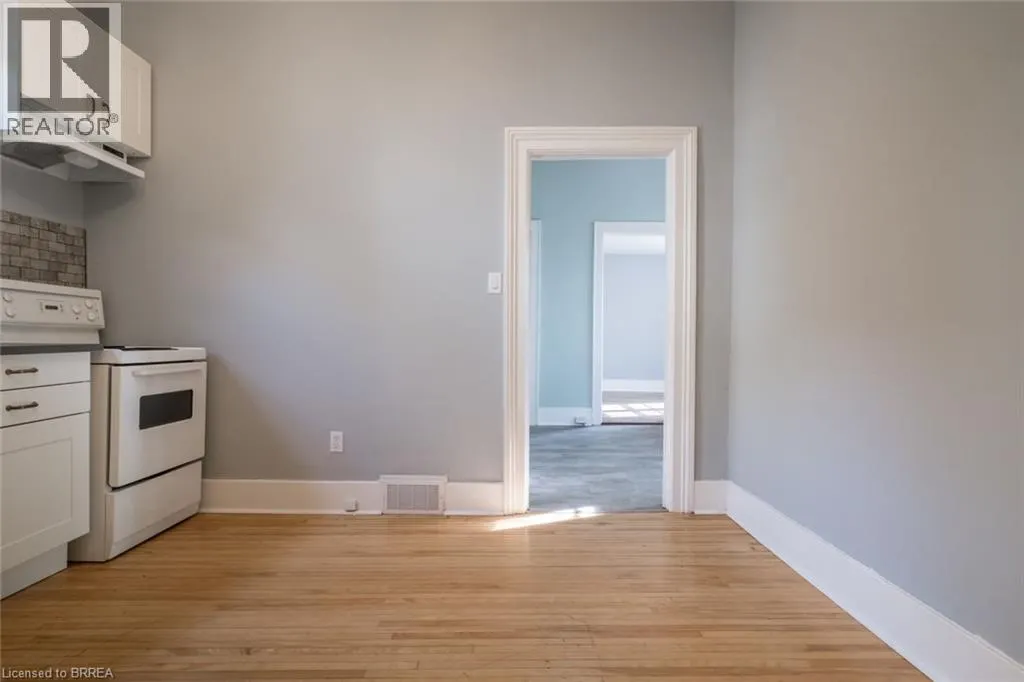 31 PALMERSTON Avenue Unit# Lower, #Lower
