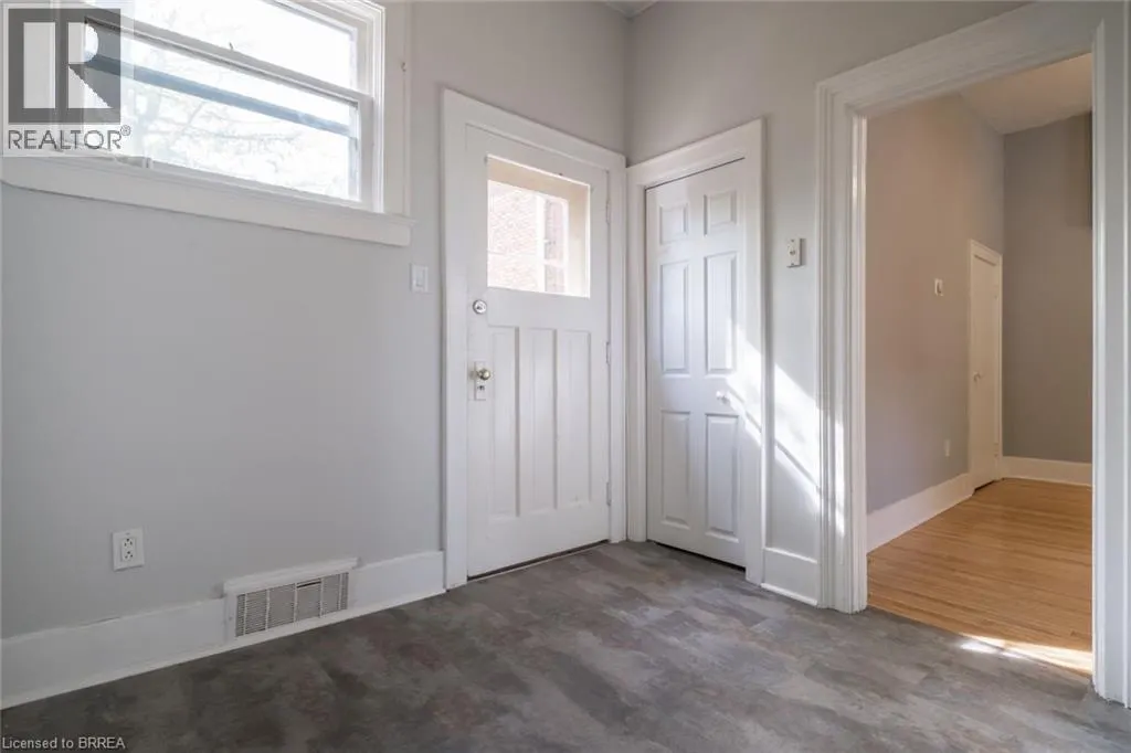 31 PALMERSTON Avenue Unit# Lower, #Lower