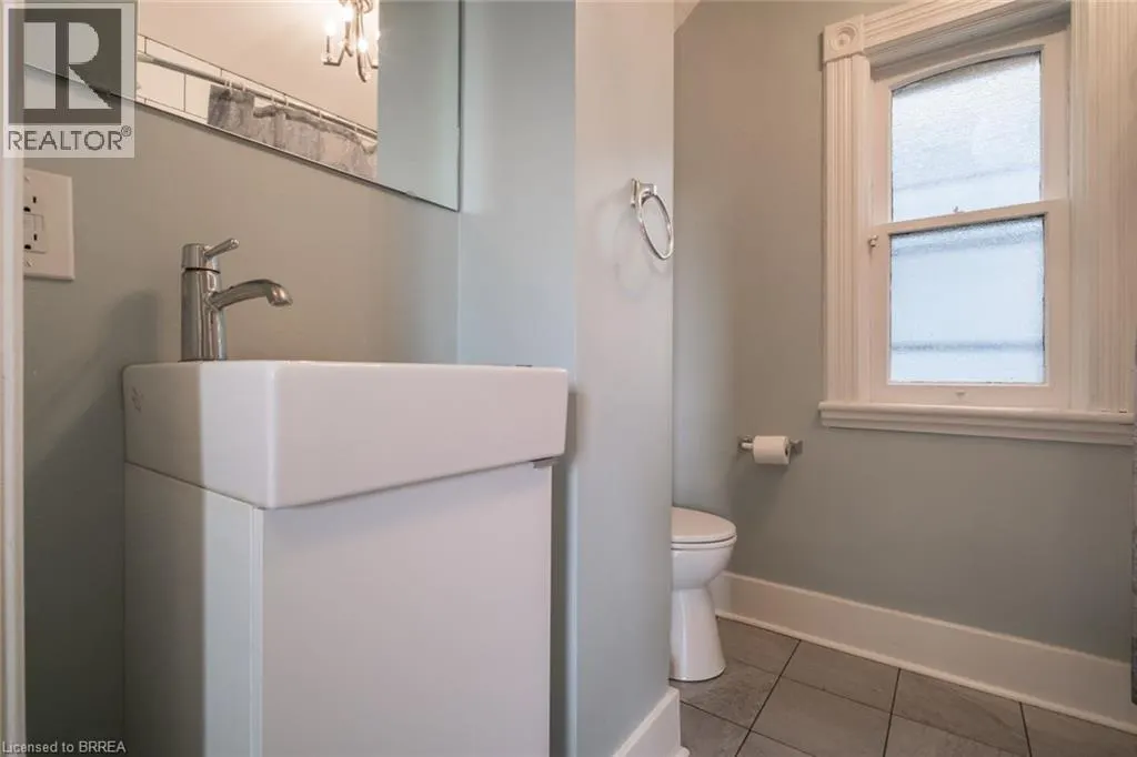 31 PALMERSTON Avenue Unit# Lower, #Lower