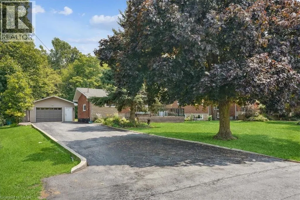 677 GLANCASTER Road