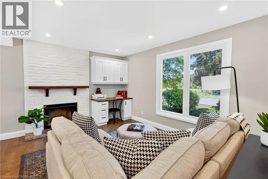 6 CHUDLEIGH Street