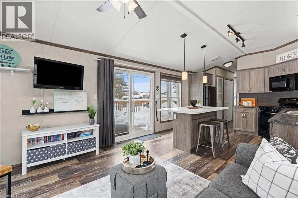 4449 MILBUROUGH Line Unit# 10 Oak St., #10 Oak St.