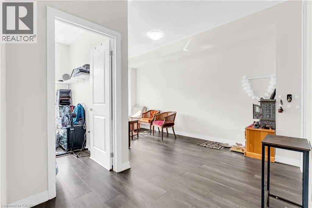 585 COLBORNE Street E Unit# 106, #106