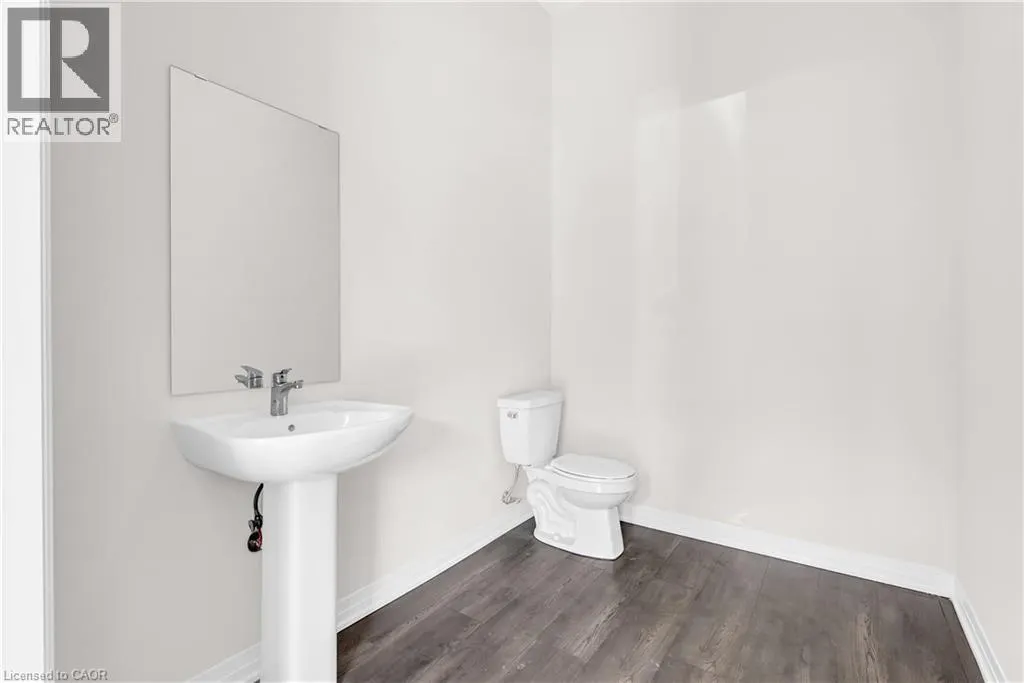 585 COLBORNE Street E Unit# 106, #106