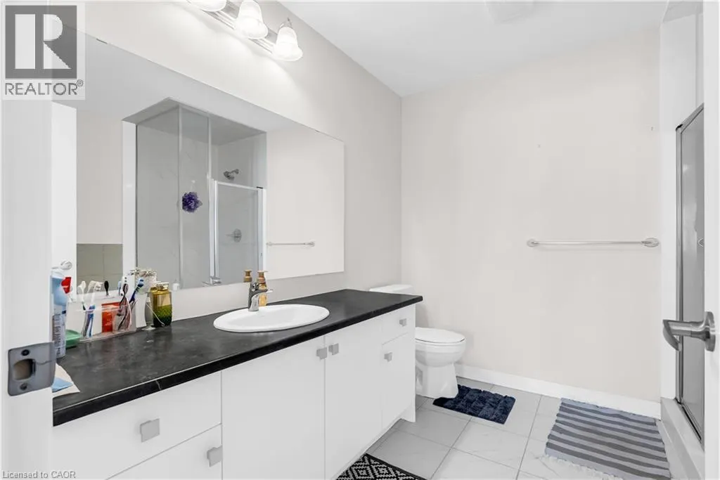 585 COLBORNE Street E Unit# 106, #106
