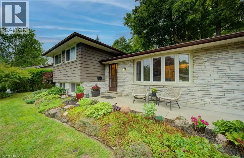 47 HILLCREST Lane