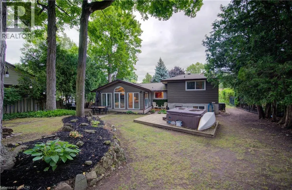 47 HILLCREST Lane