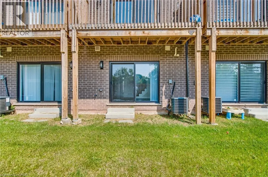270 MELVIN Avenue Unit# 15, #15