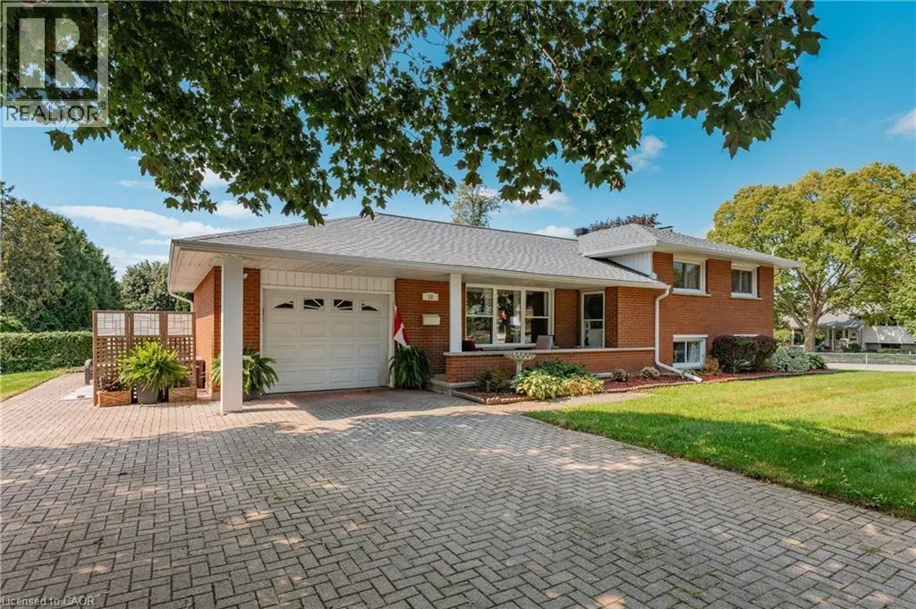 10 INLET Avenue