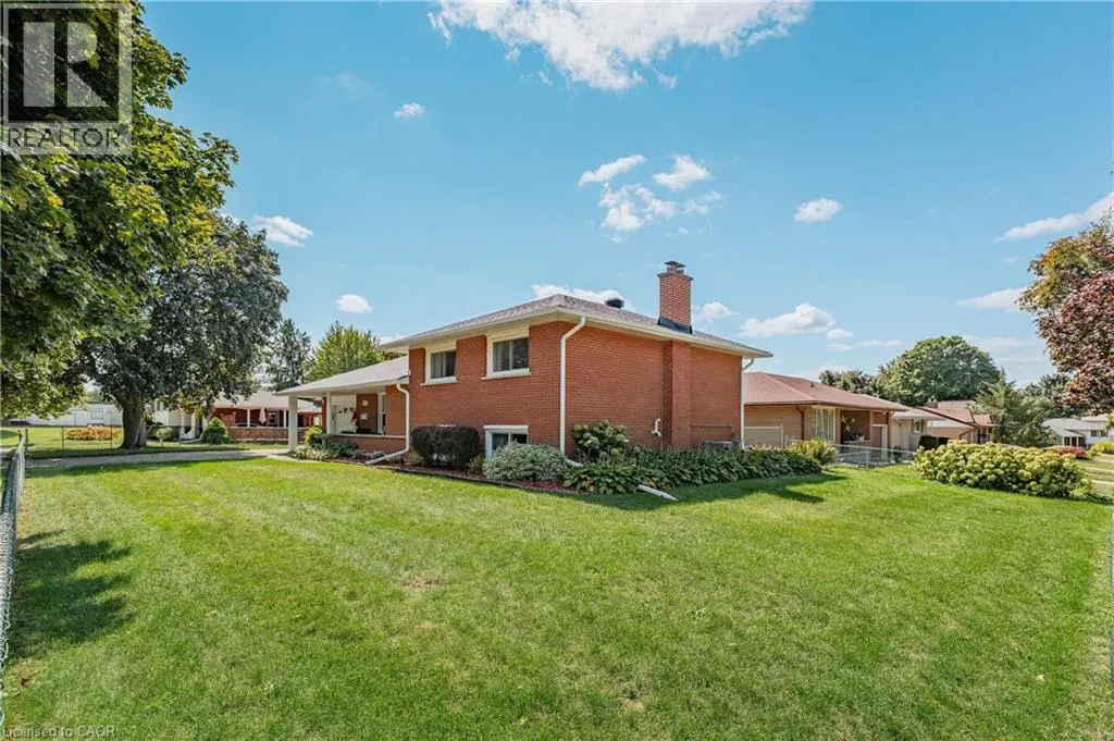 10 INLET Avenue