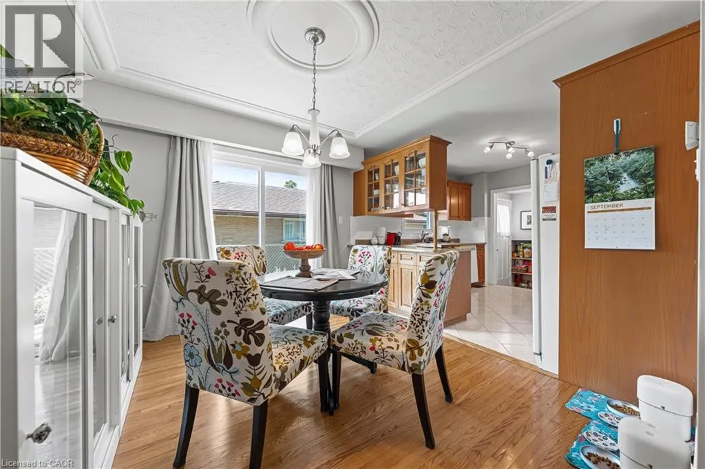 10 INLET Avenue