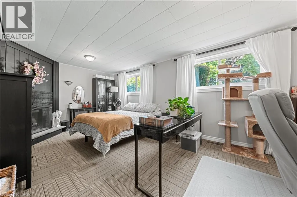 10 INLET Avenue