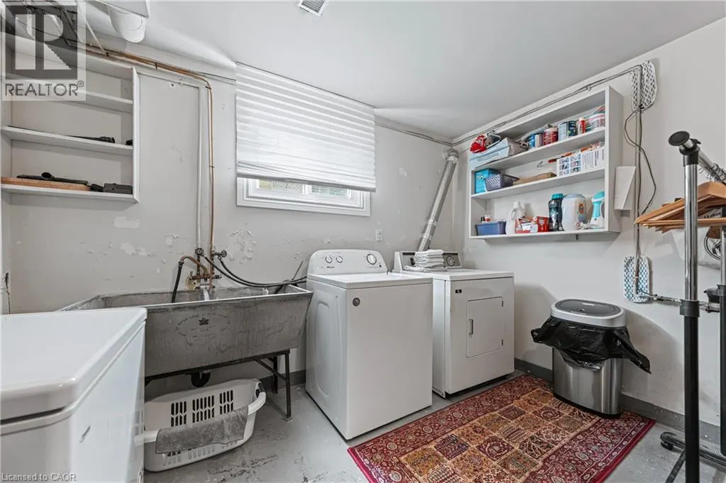 10 INLET Avenue