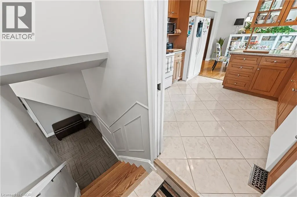 10 INLET Avenue