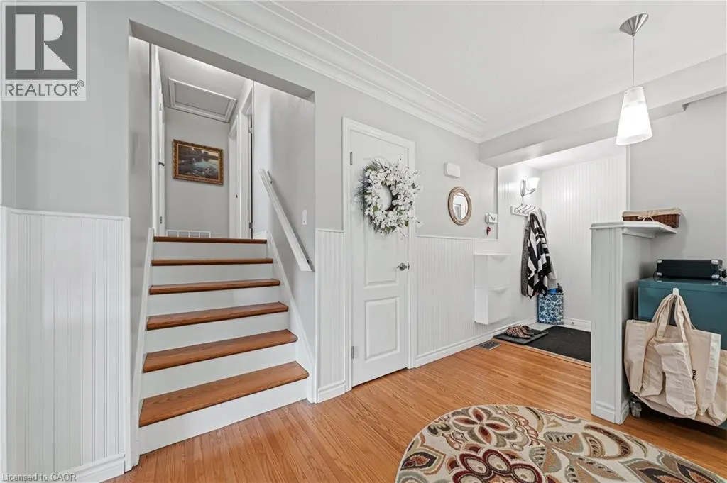 10 INLET Avenue