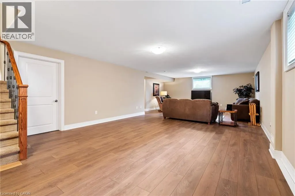 41 SUNRISE Court