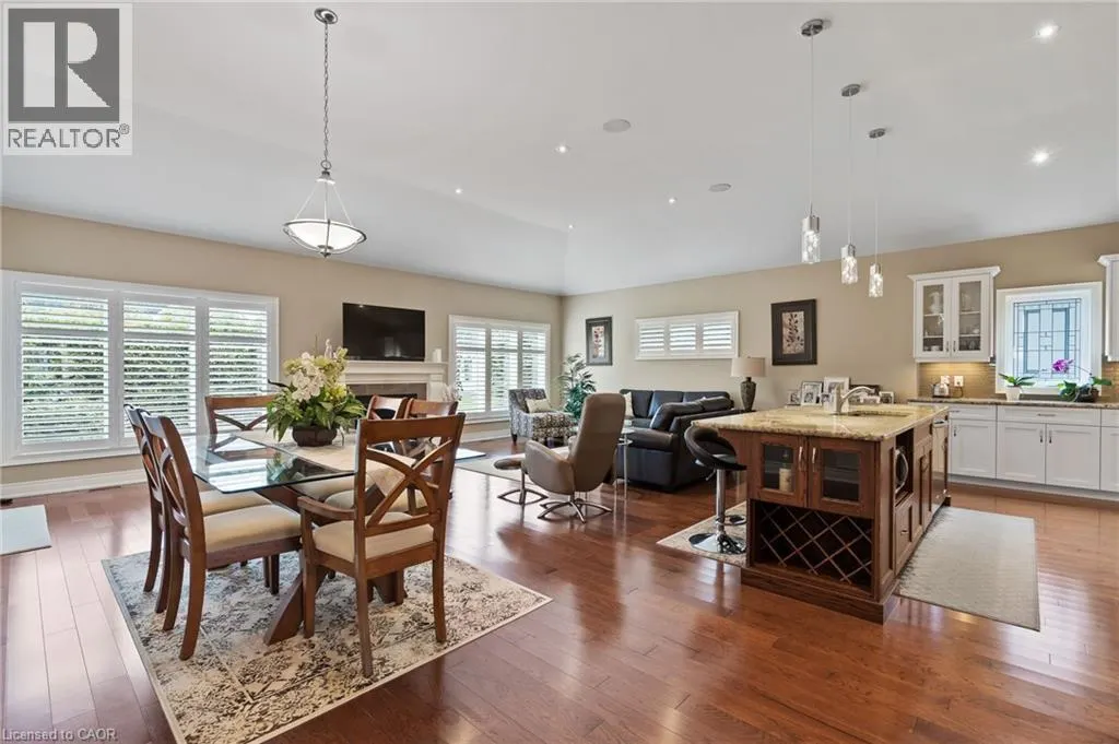 41 SUNRISE Court