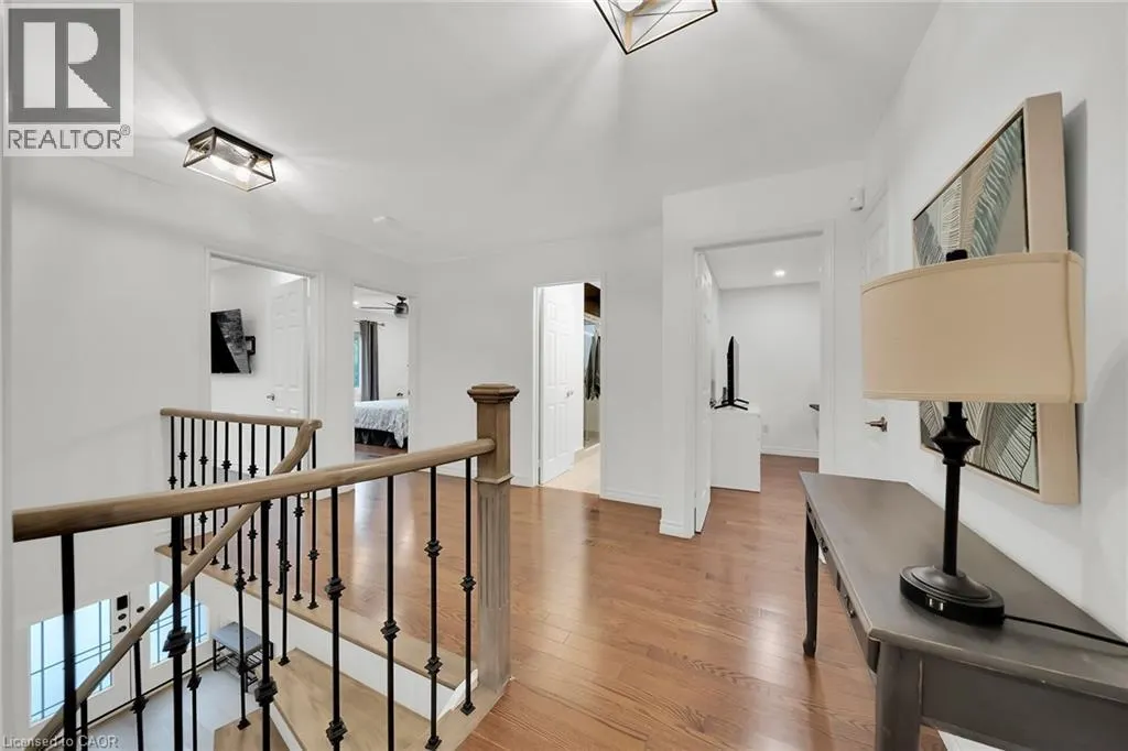 26 HUNTINGWOOD Avenue