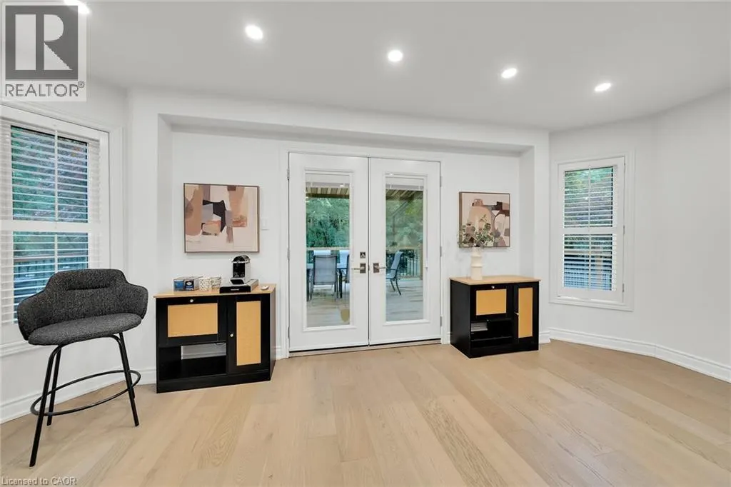 26 HUNTINGWOOD Avenue
