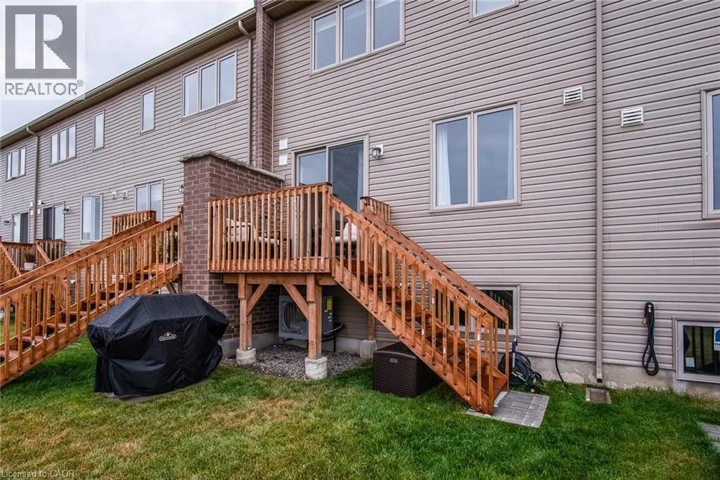 251 FARLEY Road S