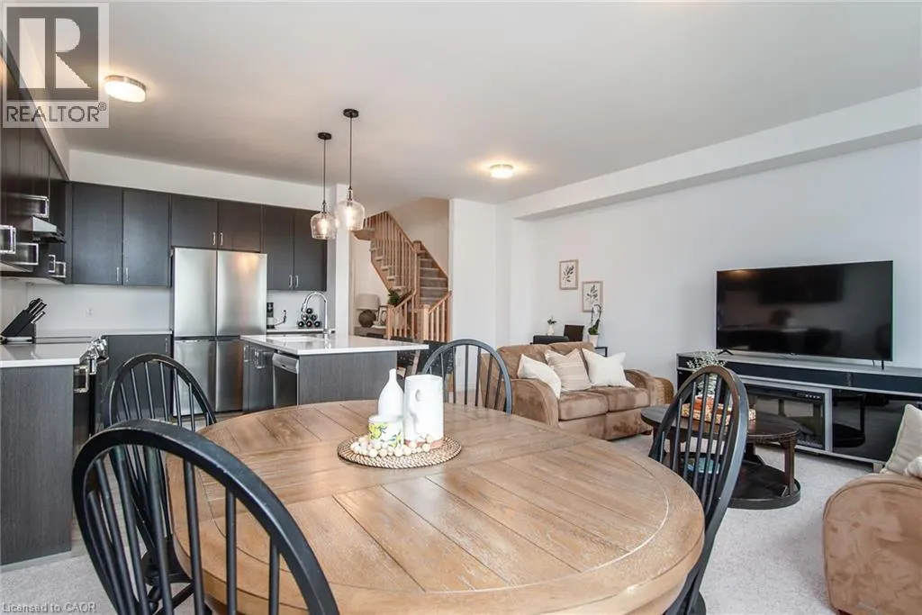 251 FARLEY Road S