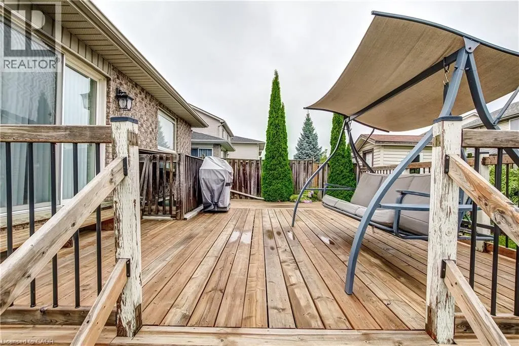 40 HAWKINS Drive