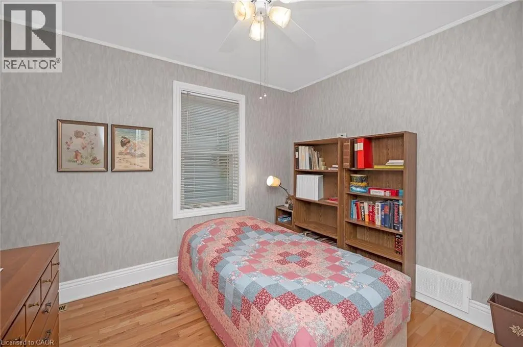 28-1/2 PELHAM Road