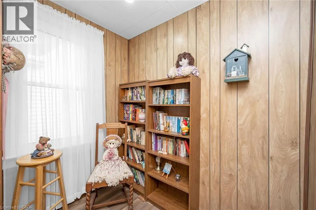 28-1/2 PELHAM Road