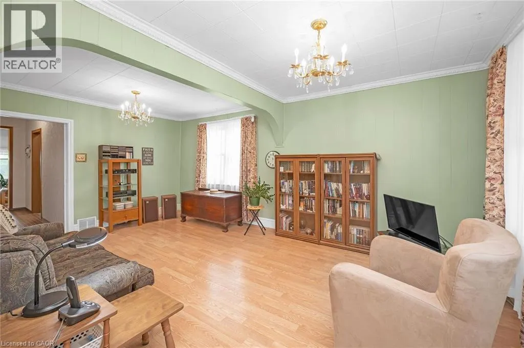 28-1/2 PELHAM Road