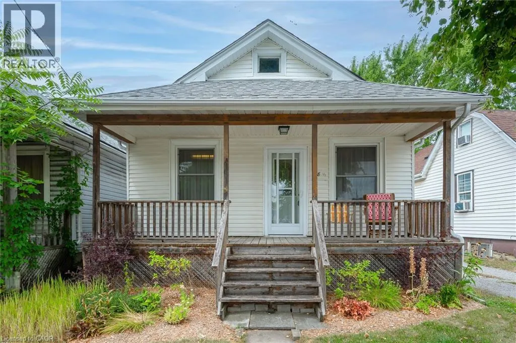 28-1/2 PELHAM Road