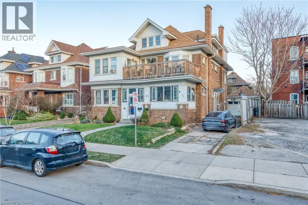 93 BARNESDALE Boulevard