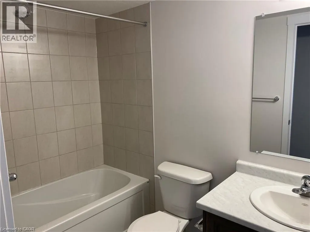 166 ROCHEFORT Street Unit# F, #F