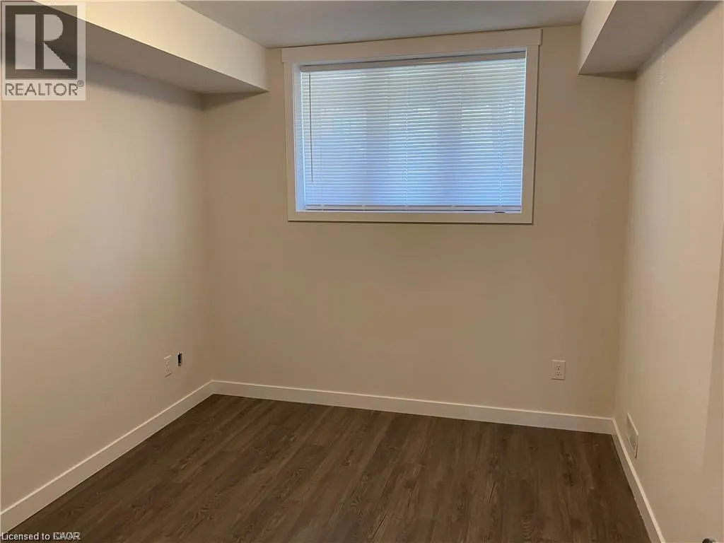 166 ROCHEFORT Street Unit# F, #F