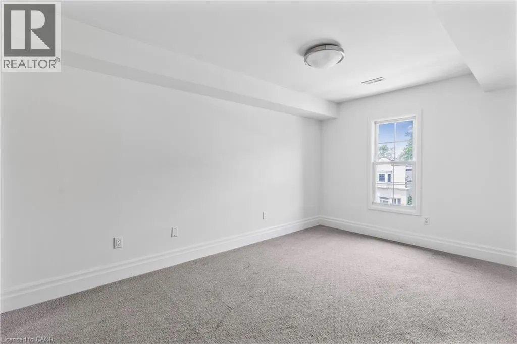 760 LAKESHORE Road E Unit# 206, #206