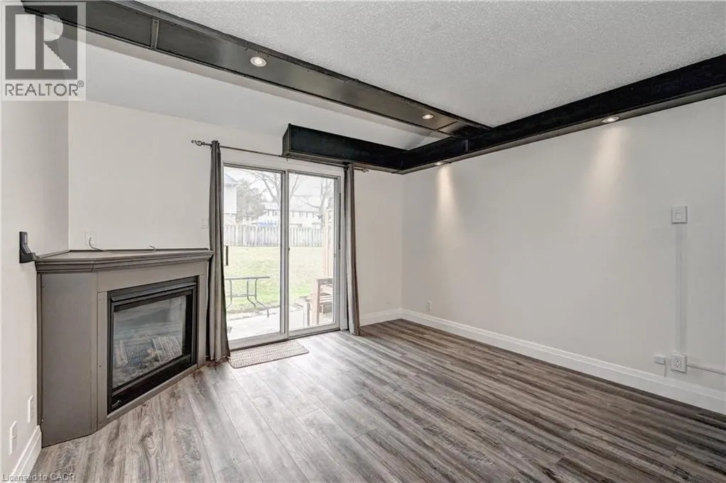 67 VALLEYVIEW Road Unit# 37, #37