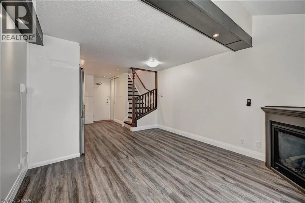 67 VALLEYVIEW Road Unit# 37, #37