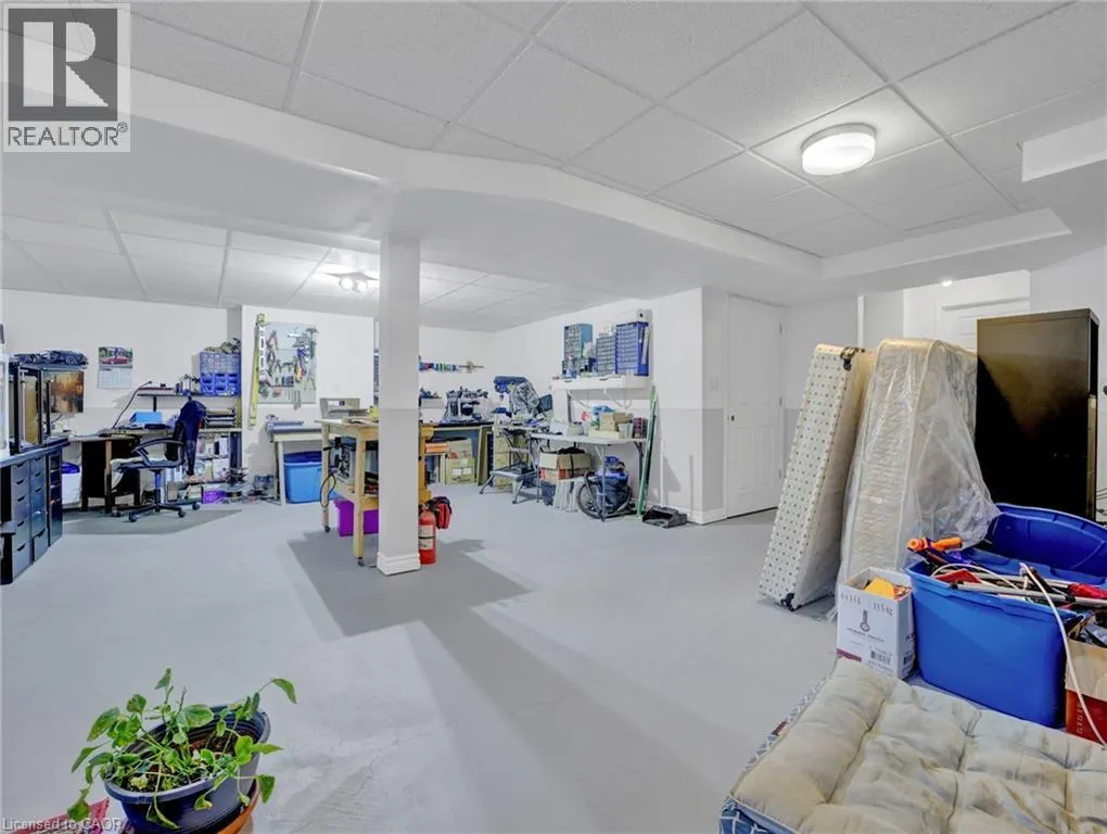 66 LILLIAN Way