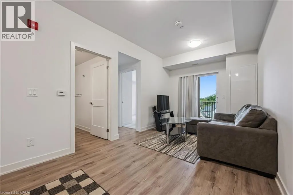 110 FERGUS Avenue Unit# 423, #423