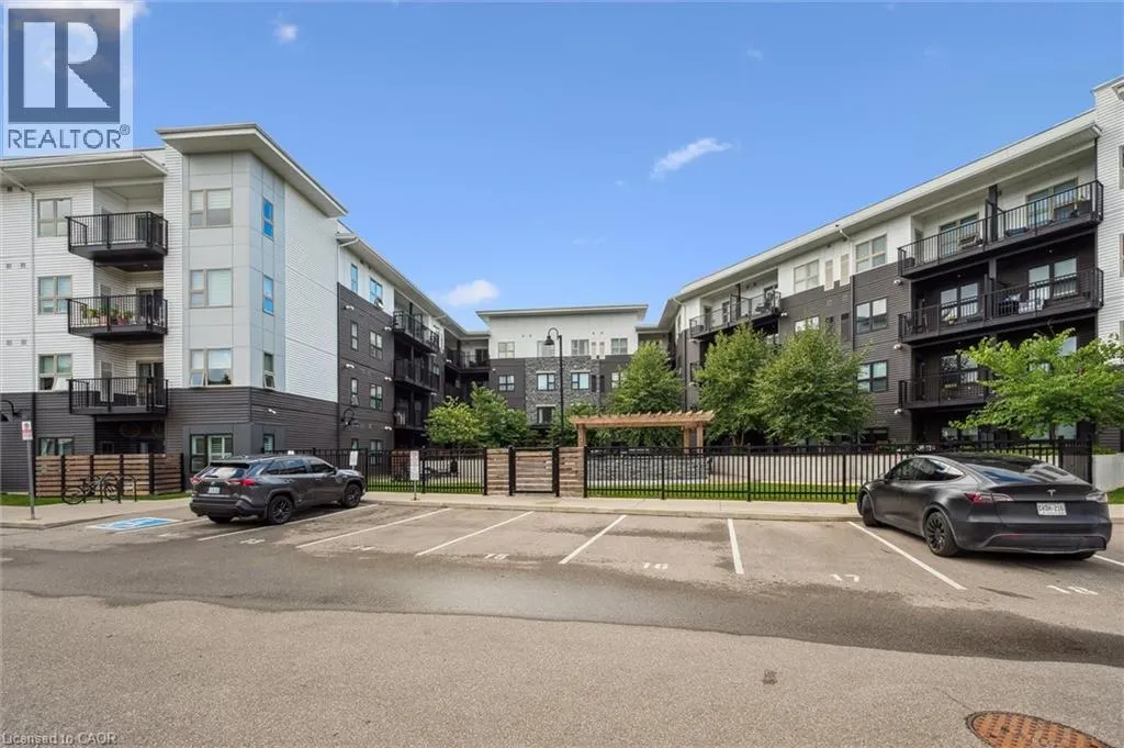 110 FERGUS Avenue Unit# 423, #423