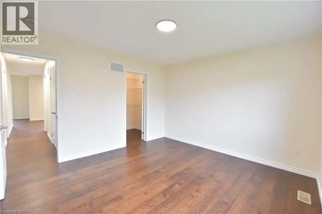47 PICKETT Place