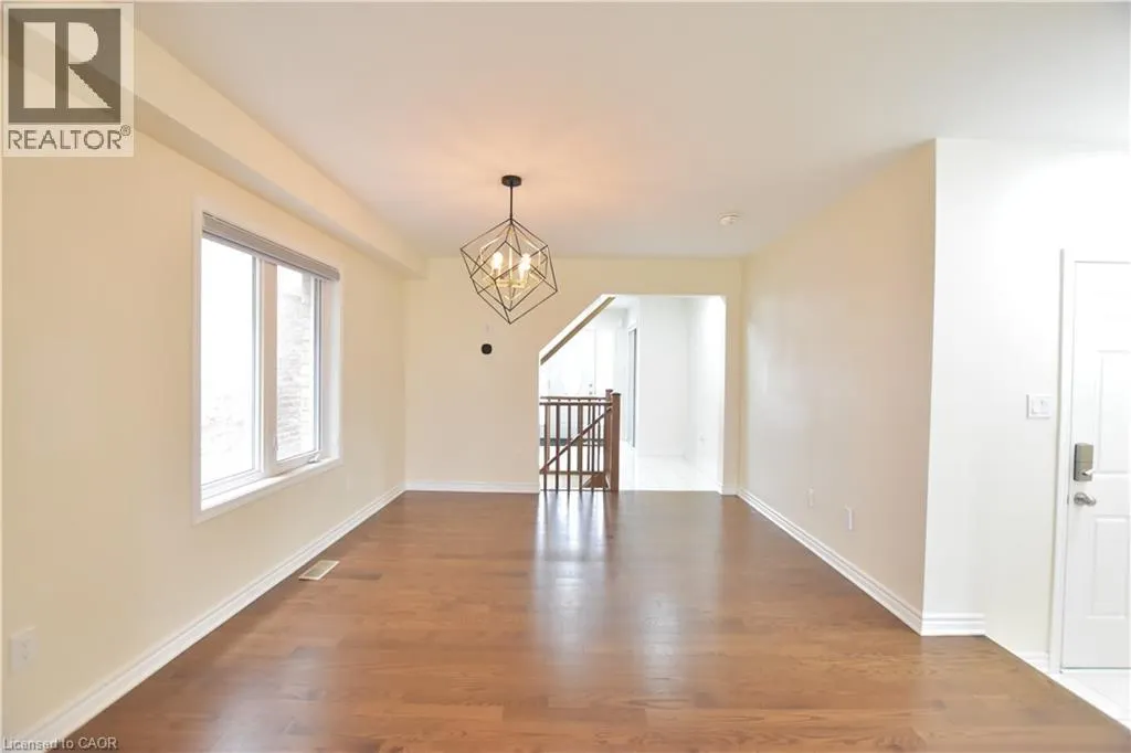 47 PICKETT Place