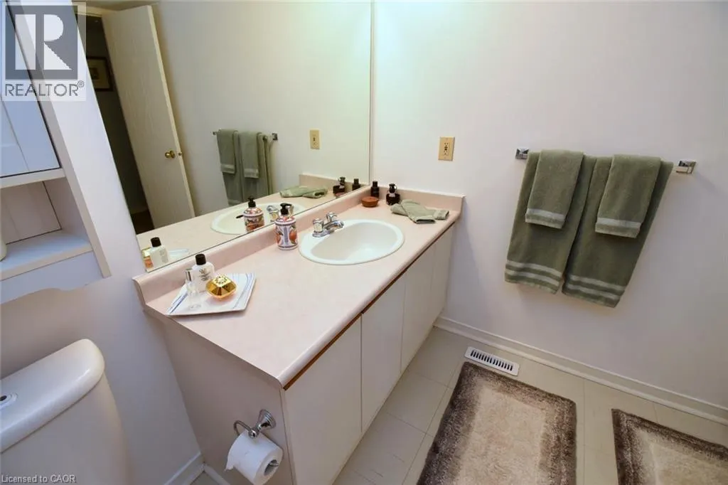 2530 NORTHAMPTON Boulevard Unit# 33, #33