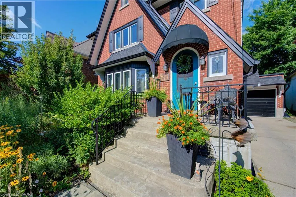 214 LYDIA Street
