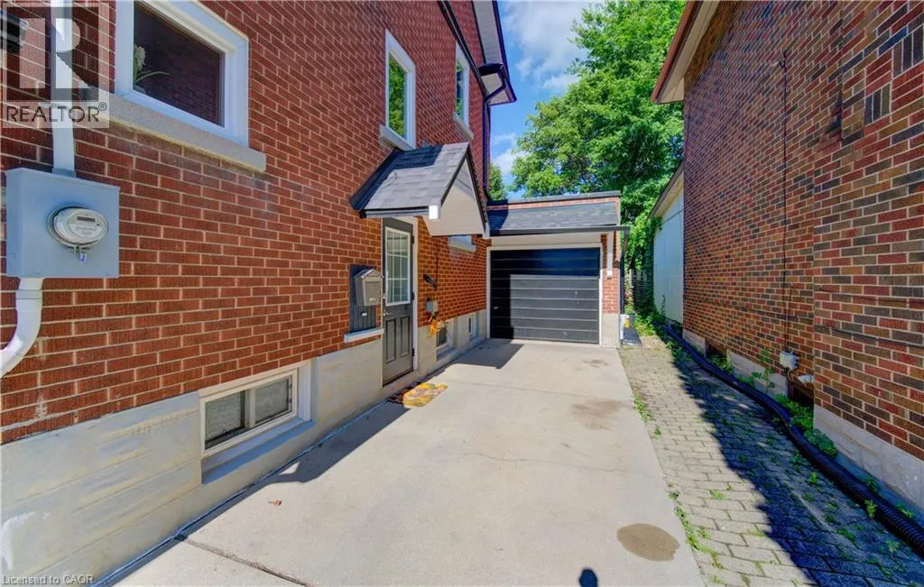 214 LYDIA Street