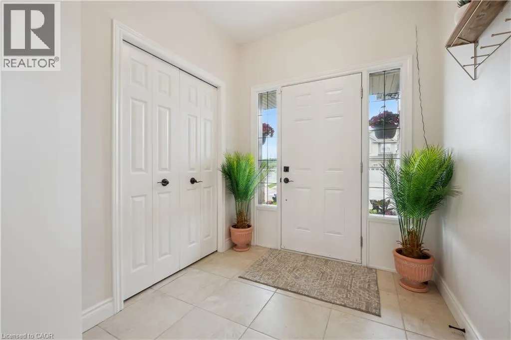 450 APPLEGATE Court