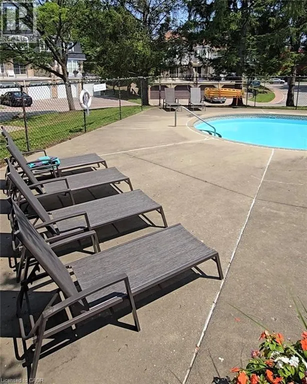 487 BEECHWOOD Drive Unit# 2, #2