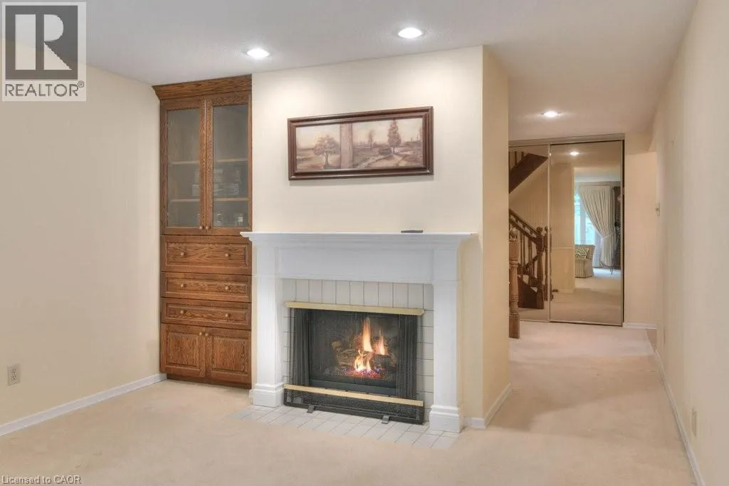 487 BEECHWOOD Drive Unit# 2, #2