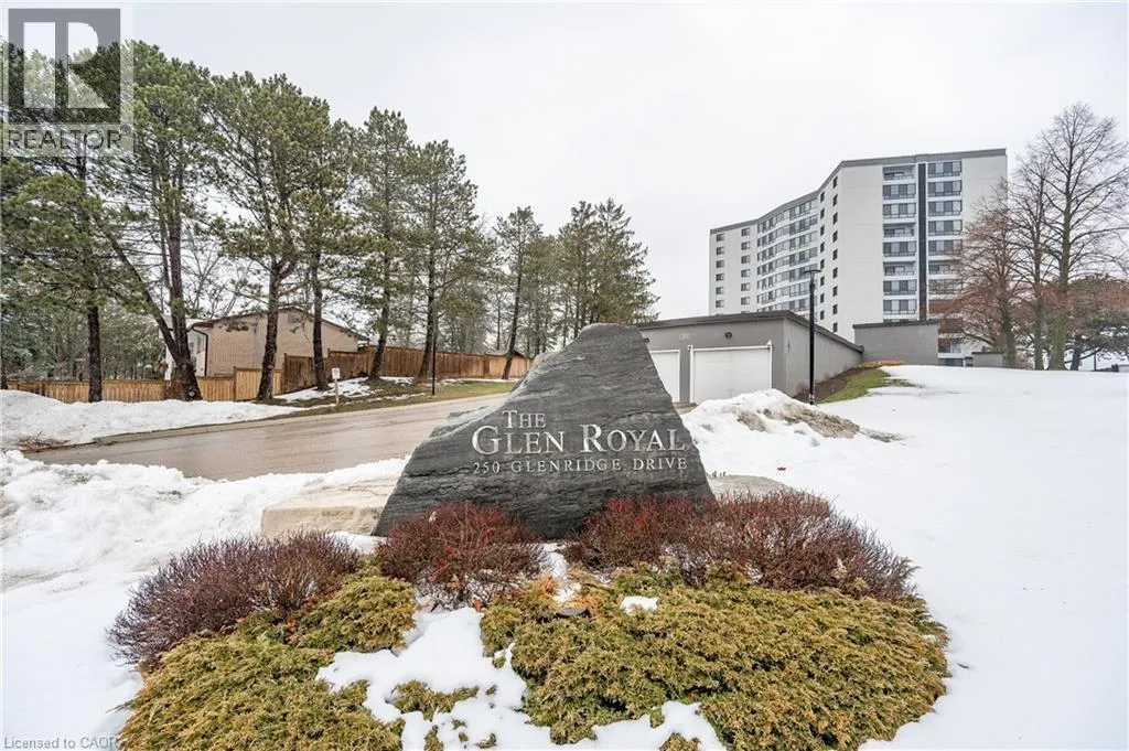250 GLENRIDGE Drive S Unit# 1106, #1106