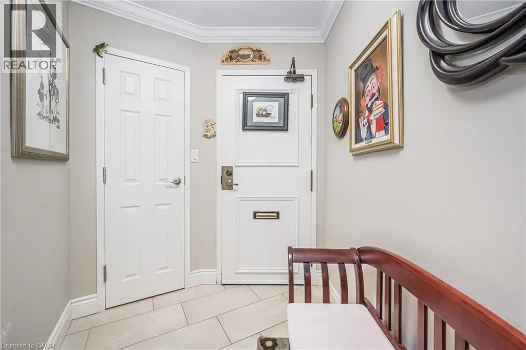 250 GLENRIDGE Drive S Unit# 1106, #1106