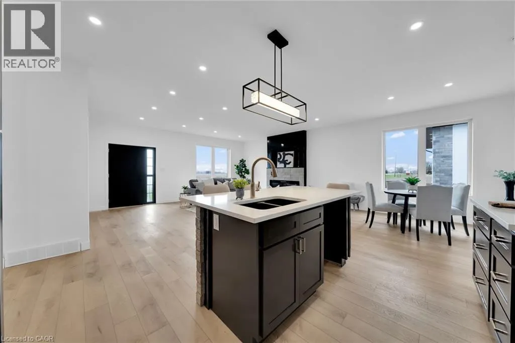 4093 RAINHAM Road